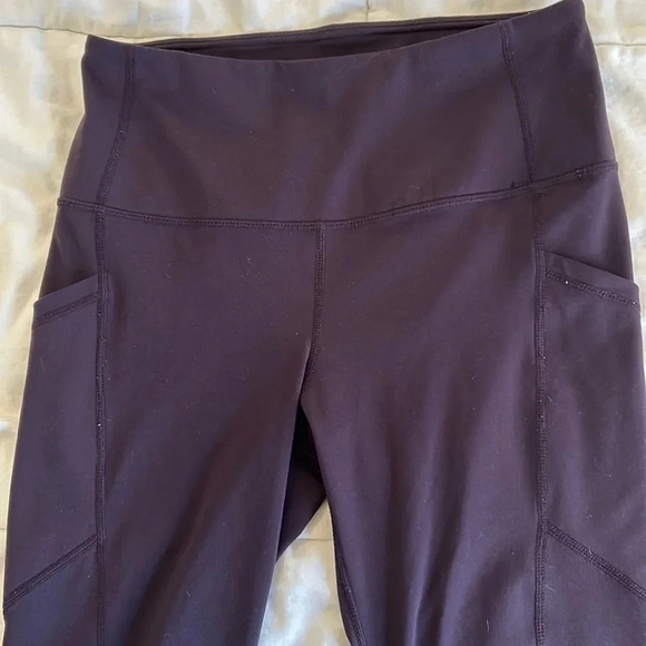 Yogalicious US LUX purple capris leggings size medium athletic yoga - Picture 1 of 7